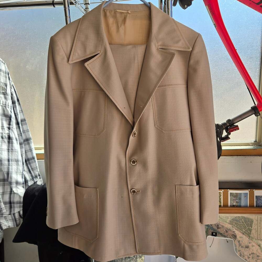 JCPenney Vintage 70s Leisure Suit Size 44 Long Beige Polyester